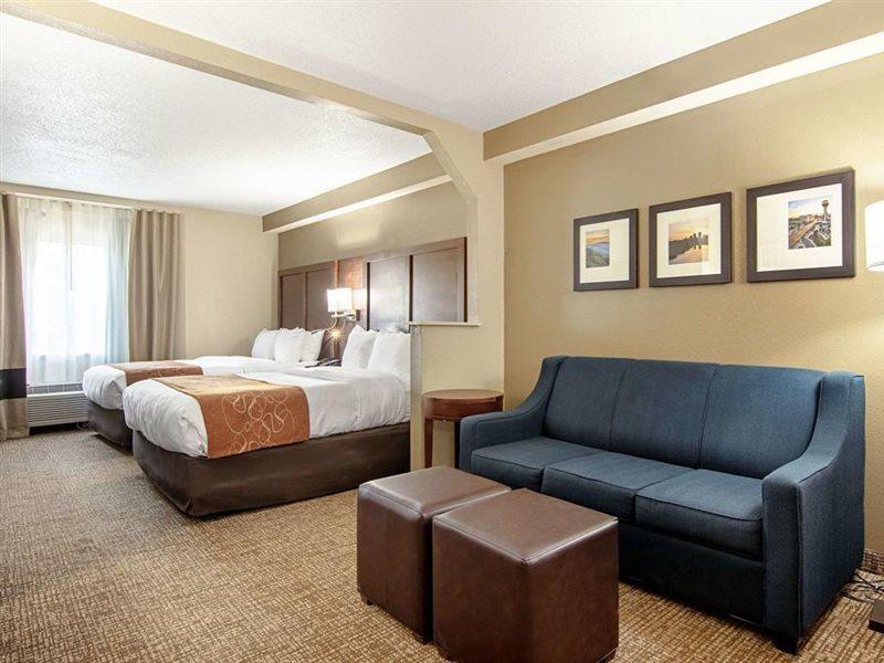 คอมฟอร์ท สวีทส์ แอร์พอร์ต Hotel อัลคอ ภายนอก รูปภาพ