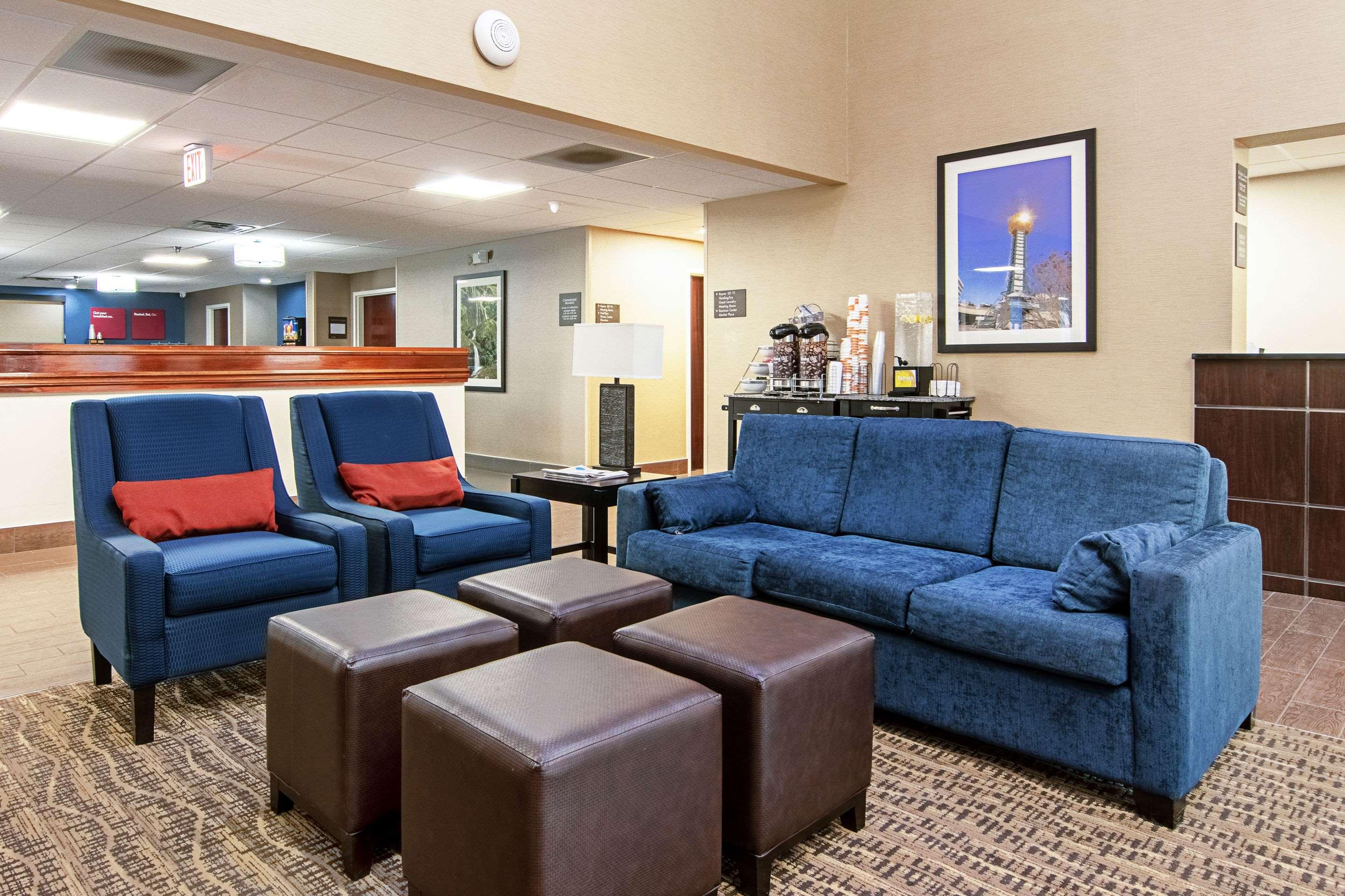 คอมฟอร์ท สวีทส์ แอร์พอร์ต Hotel อัลคอ ภายนอก รูปภาพ